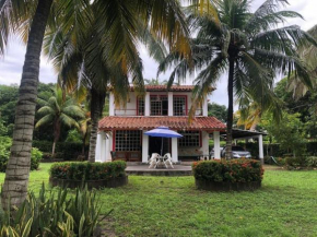 Cabaña de playa San José Coveñas